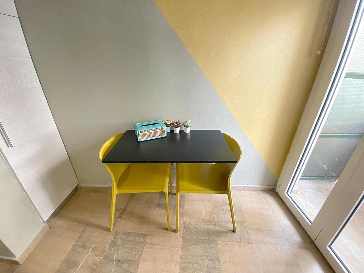 Check Point - Museum Apartment Атина Екстериор снимка