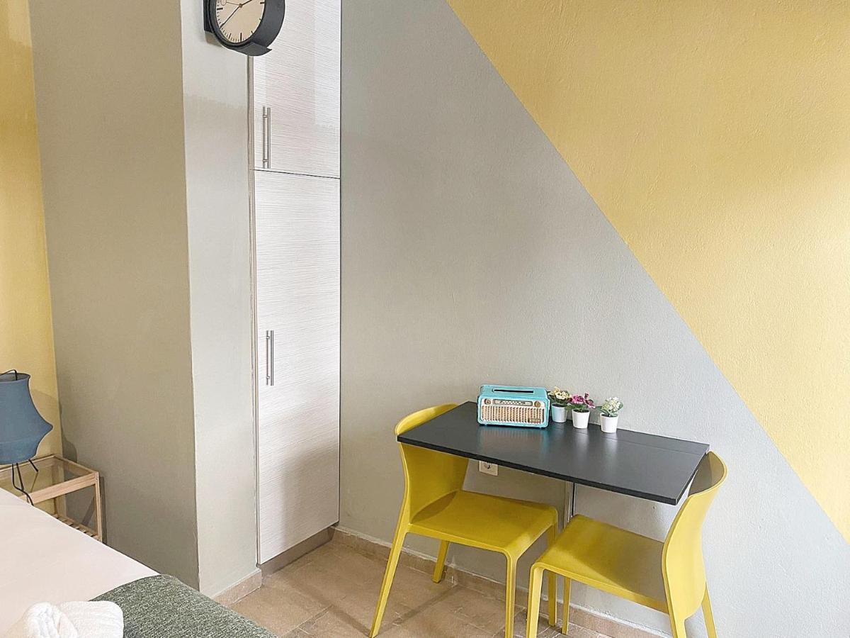 Check Point - Museum Apartment Атина Екстериор снимка