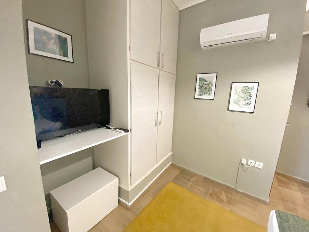 Check Point - Museum Apartment Атина Екстериор снимка