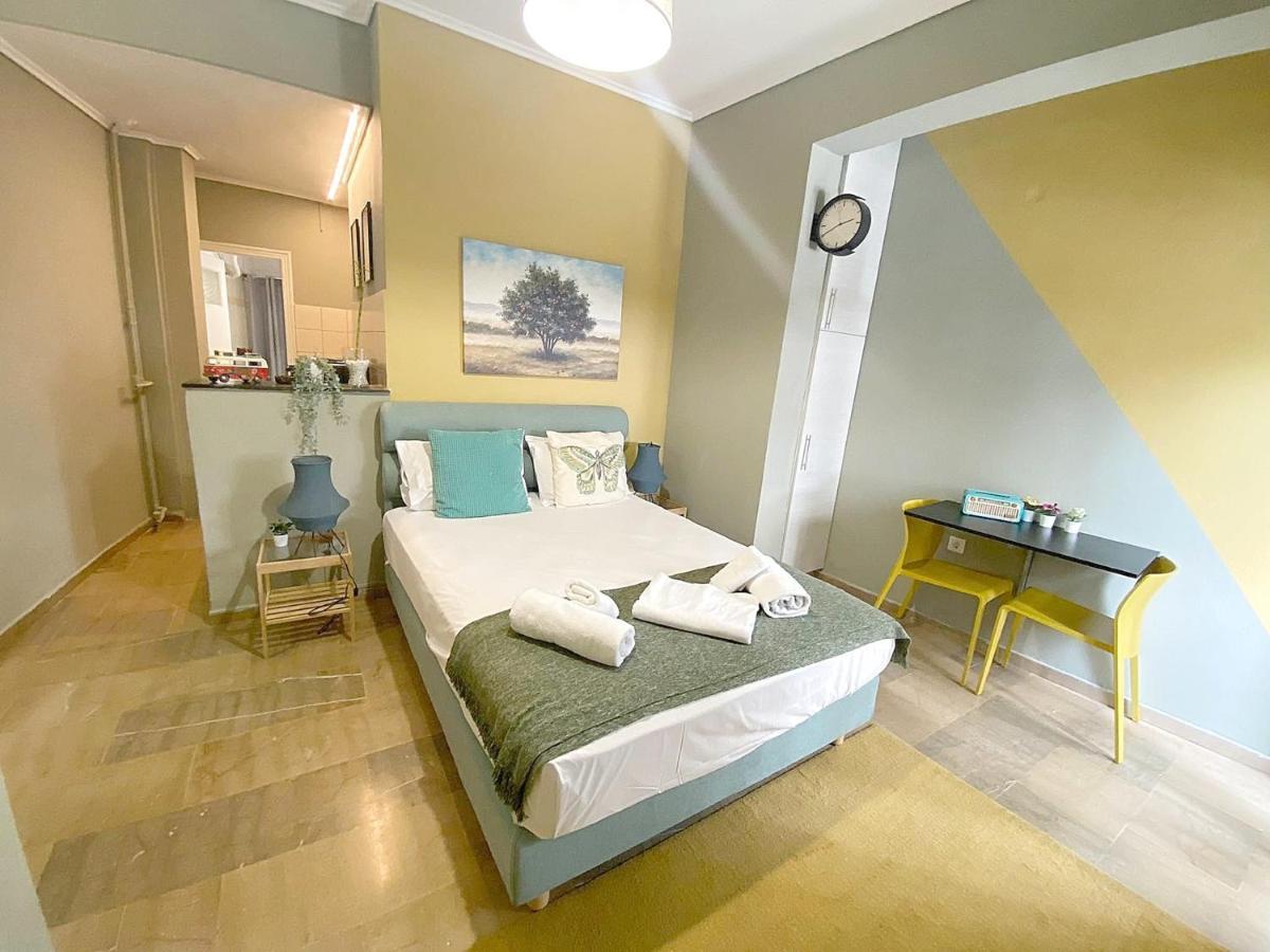 Check Point - Museum Apartment Атина Екстериор снимка