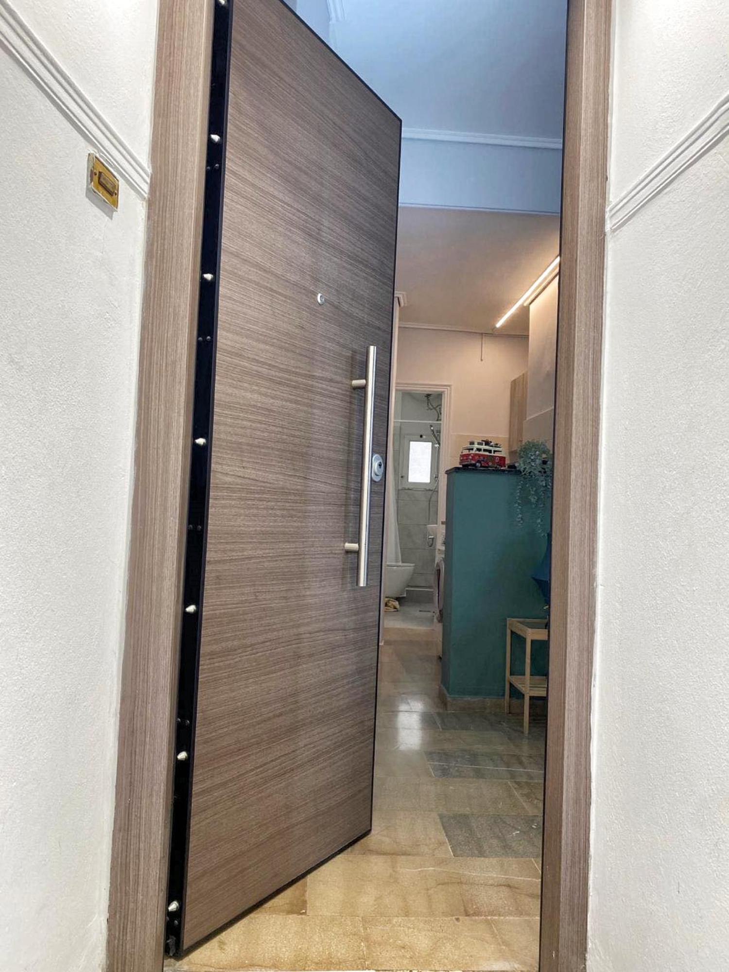 Check Point - Museum Apartment Атина Екстериор снимка